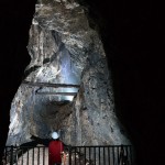 石見銀山最大級の坑道<大久保間歩>